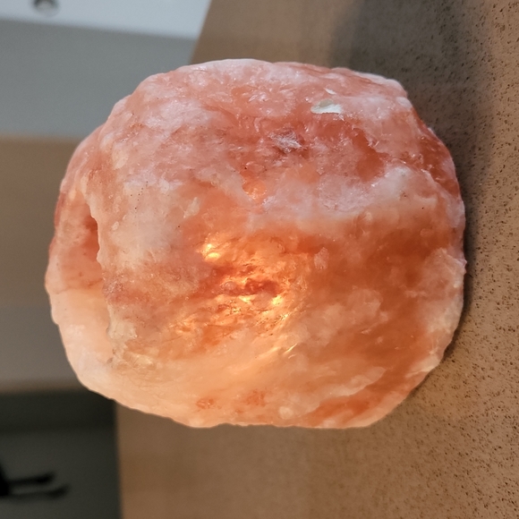 Pink Himalayan Salt Candle Holder - Picture 7 of 8